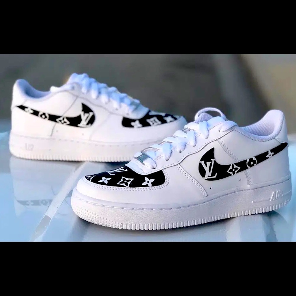 Custom Air Force 1’s never worn